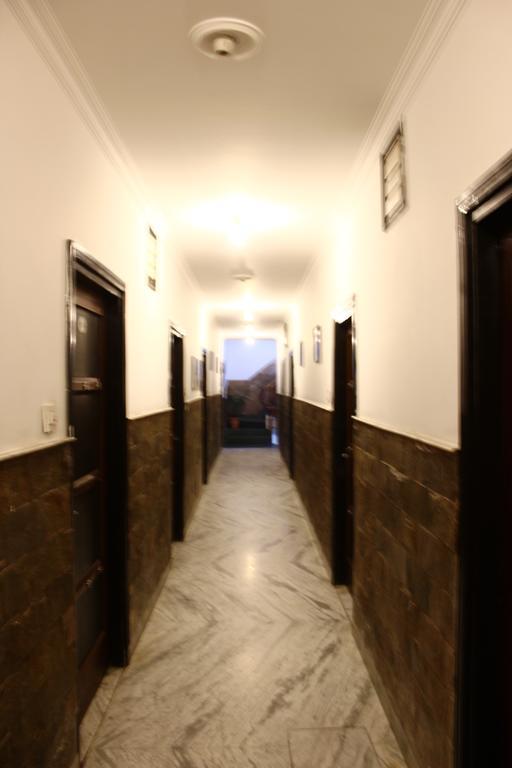 Hotel Katra Residency Екстер'єр фото