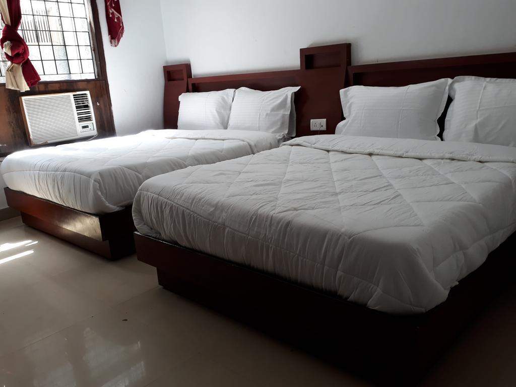 Hotel Katra Residency Екстер'єр фото