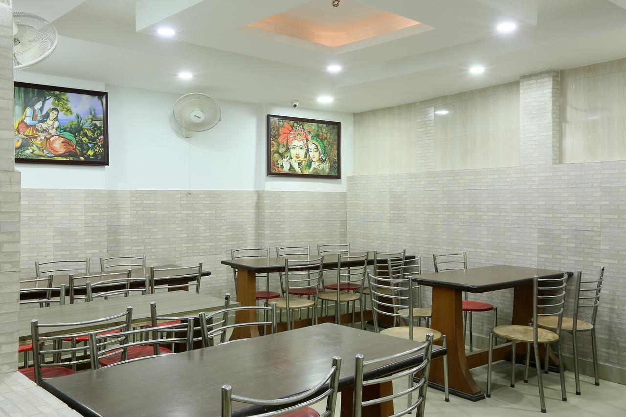 Hotel Katra Residency Екстер'єр фото