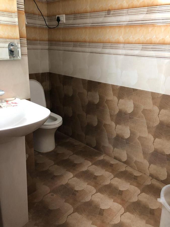 Hotel Katra Residency Екстер'єр фото
